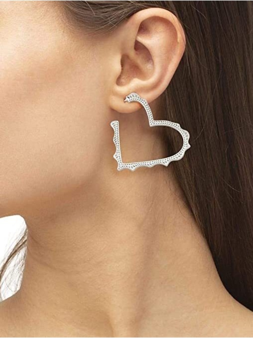 Kendra Scott Sophee Heart Hoop Earrings - Picture 2 of 2